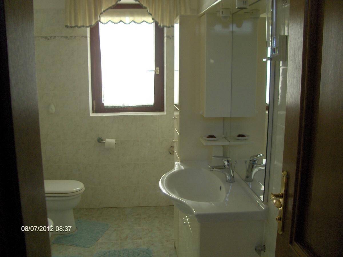 Apartman Andela Labinci Exterior photo